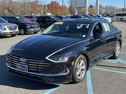 2022 Hyundai SONATA SE