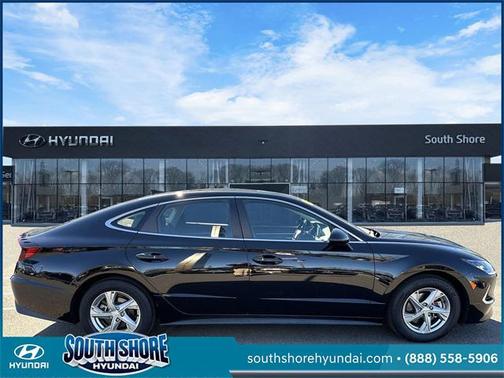 2022 Hyundai SONATA SE