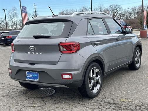 2023 Hyundai VENUE SEL