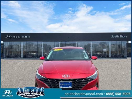 2022 Hyundai ELANTRA SEL