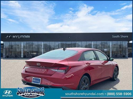 2022 Hyundai ELANTRA SEL