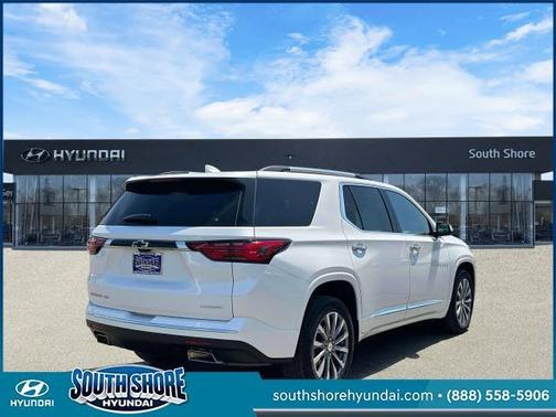 2023 Chevrolet Traverse Premier