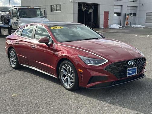 2023 Hyundai SONATA SEL