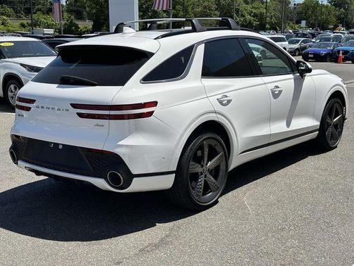 Alta White 2023 Genesis GV70 2.5T