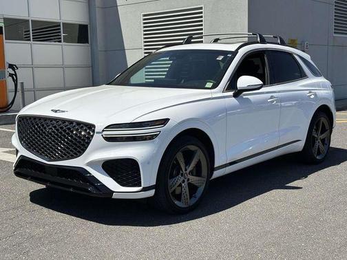Alta White 2023 Genesis GV70 2.5T