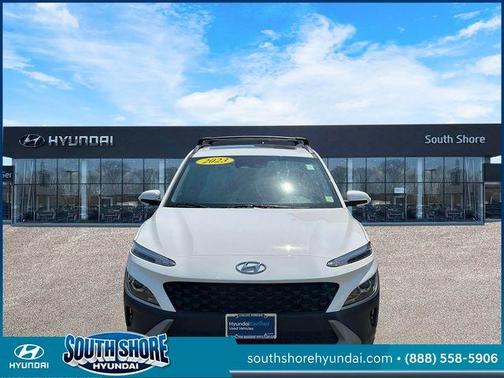 Lunar 2023 Hyundai KONA SEL
