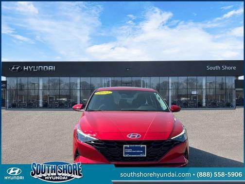 2022 Hyundai ELANTRA SEL