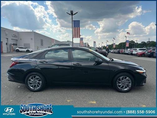 2024 Hyundai ELANTRA HEV Blue