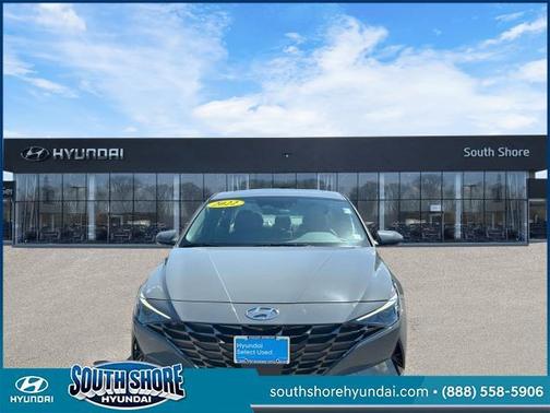 2022 Hyundai ELANTRA SEL