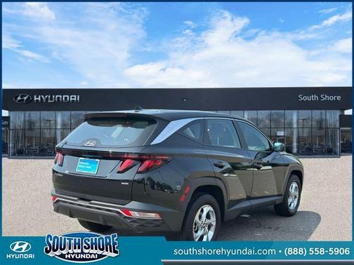 2024 Hyundai TUCSON SE
