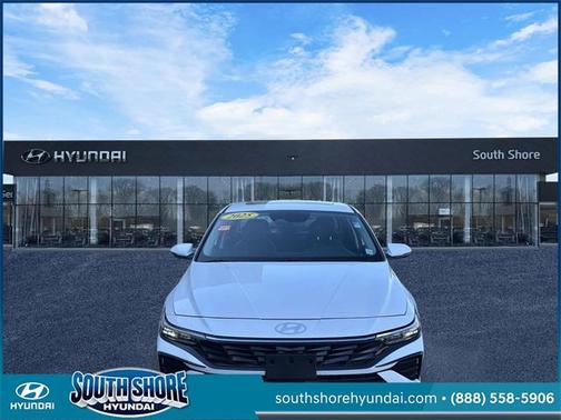 2025 Hyundai ELANTRA Limited