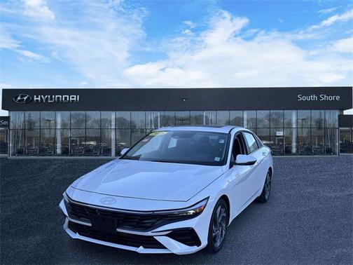 2025 Hyundai ELANTRA Limited