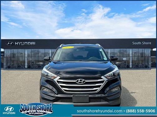 2017 Hyundai TUCSON SE