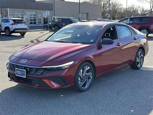 2025 Hyundai ELANTRA Sport