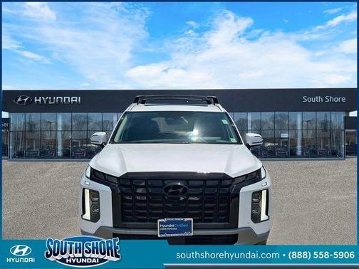 White 2023 Hyundai PALISADE Limited