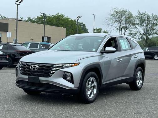 2024 Hyundai TUCSON SE