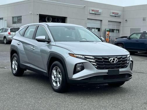 2024 Hyundai TUCSON SE