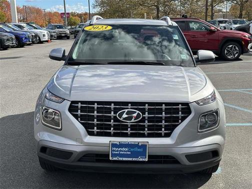 2023 Hyundai VENUE SEL