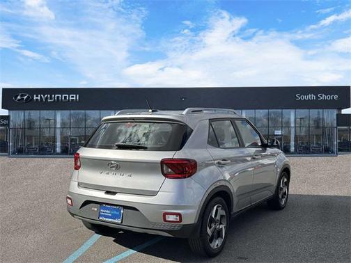 2023 Hyundai VENUE SEL