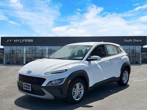 Lunar 2023 Hyundai KONA SE