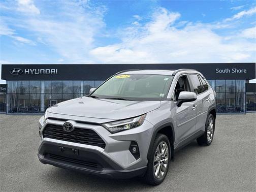 2023 Toyota RAV4 XLE Premium