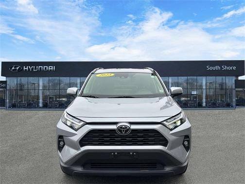 2023 Toyota RAV4 XLE Premium