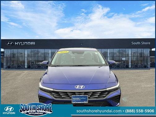 2025 Hyundai ELANTRA Limited