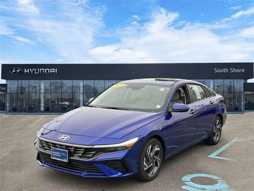 2025 Hyundai ELANTRA Limited