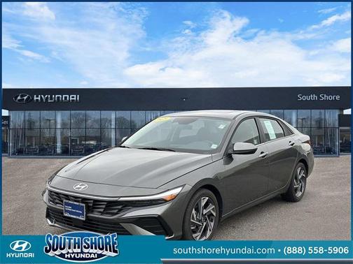 2025 Hyundai ELANTRA SEL