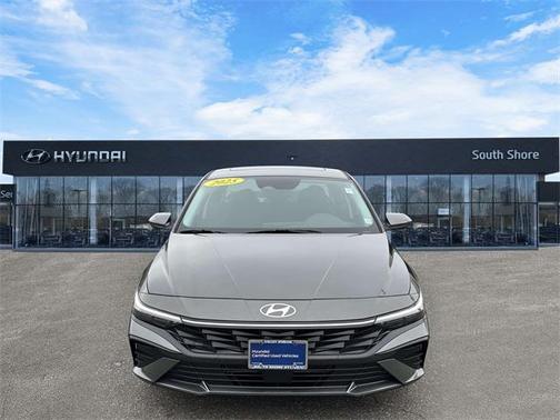 2025 Hyundai ELANTRA SEL