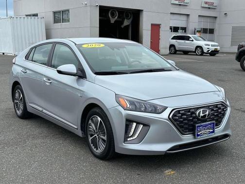 2020 Hyundai IONIQ Plug-In Hybrid SEL
