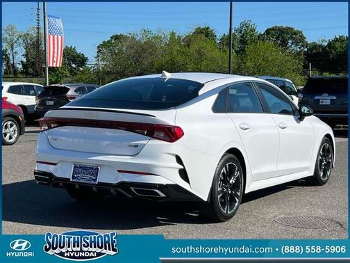 2022 Kia K5 GT-Line