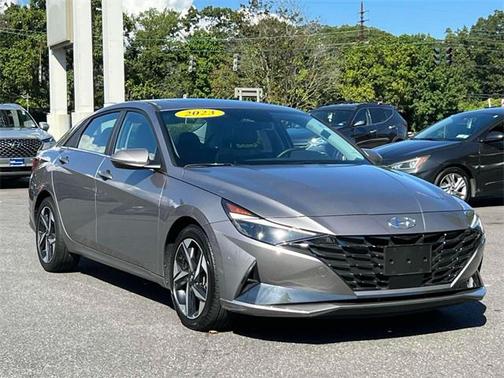 2023 Hyundai ELANTRA Limited
