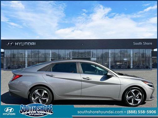 2023 Hyundai ELANTRA Limited
