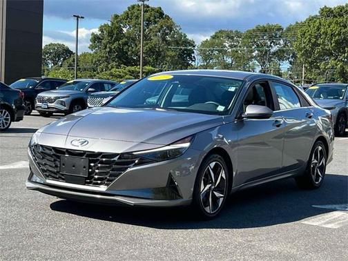 2023 Hyundai ELANTRA Limited