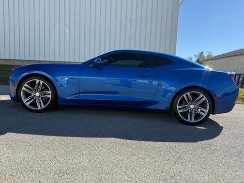 2017 Chevrolet Camaro 2LT
