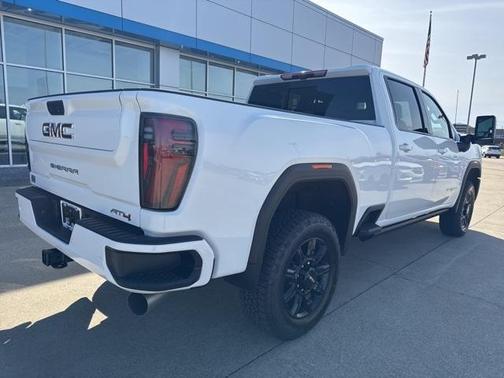 2026 GMC Sierra 3500 AT4
