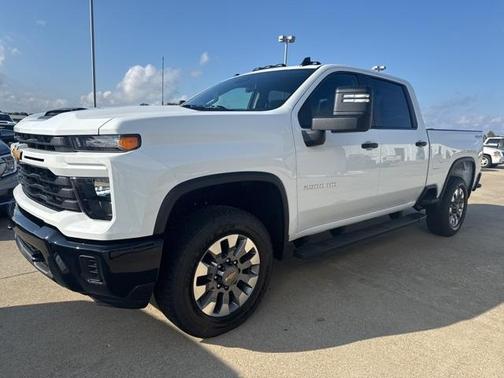 2026 Chevrolet Silverado 2500 Custom