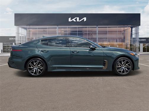 2023 Kia Stinger GT-Line