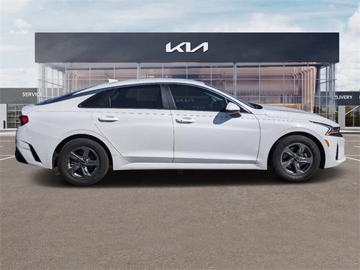2024 Kia K5 LXS