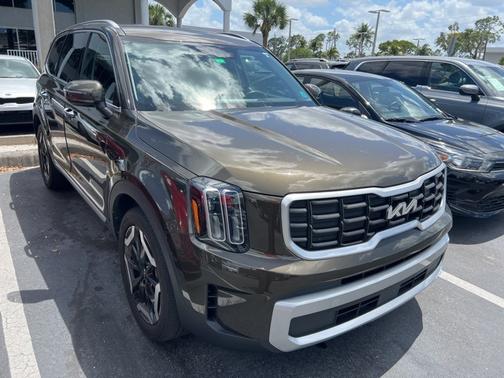 2023 Kia Telluride S