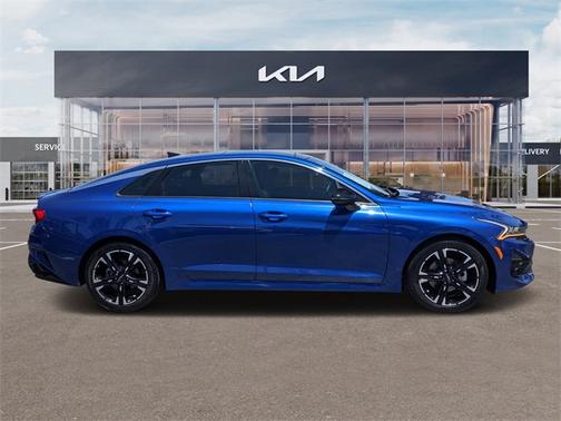 2022 Kia K5 GT-Line