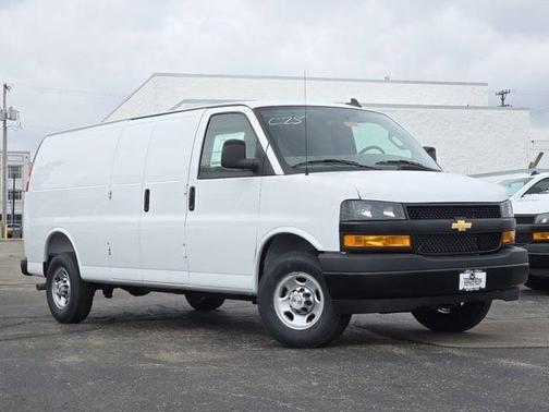 Summit White 2026 Chevrolet Express 2500 Work Van