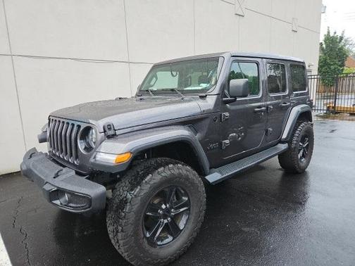 2020 Jeep Wrangler Unlimited Sahara Altitude