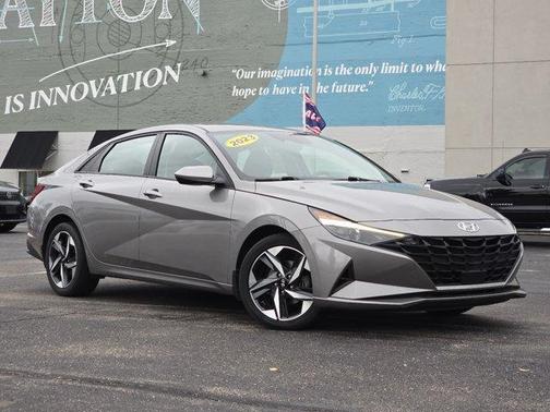 Metal 2023 Hyundai ELANTRA SEL