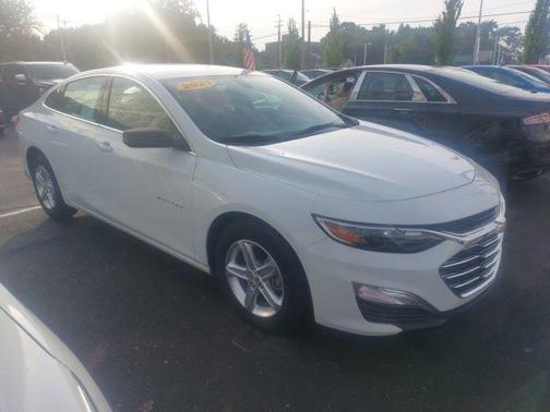 Summit White 2021 Chevrolet Malibu 1LS