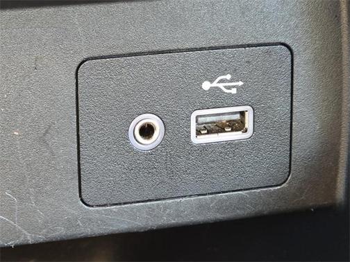 2023 Nissan Versa 1.6 SV