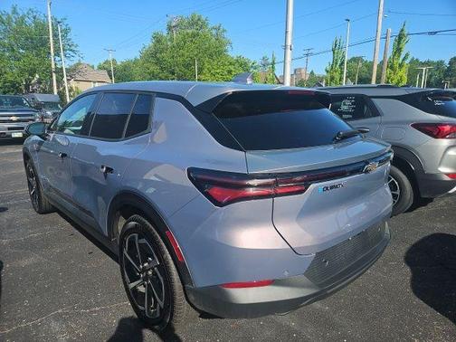 Galaxy Gray Metallic 2026 Chevrolet Equinox EV LT 1