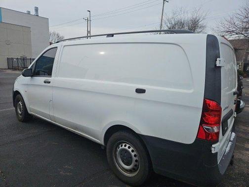 2022 Mercedes-Benz Metris Base