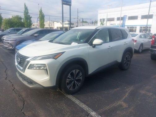 White 2023 Nissan Rogue SV